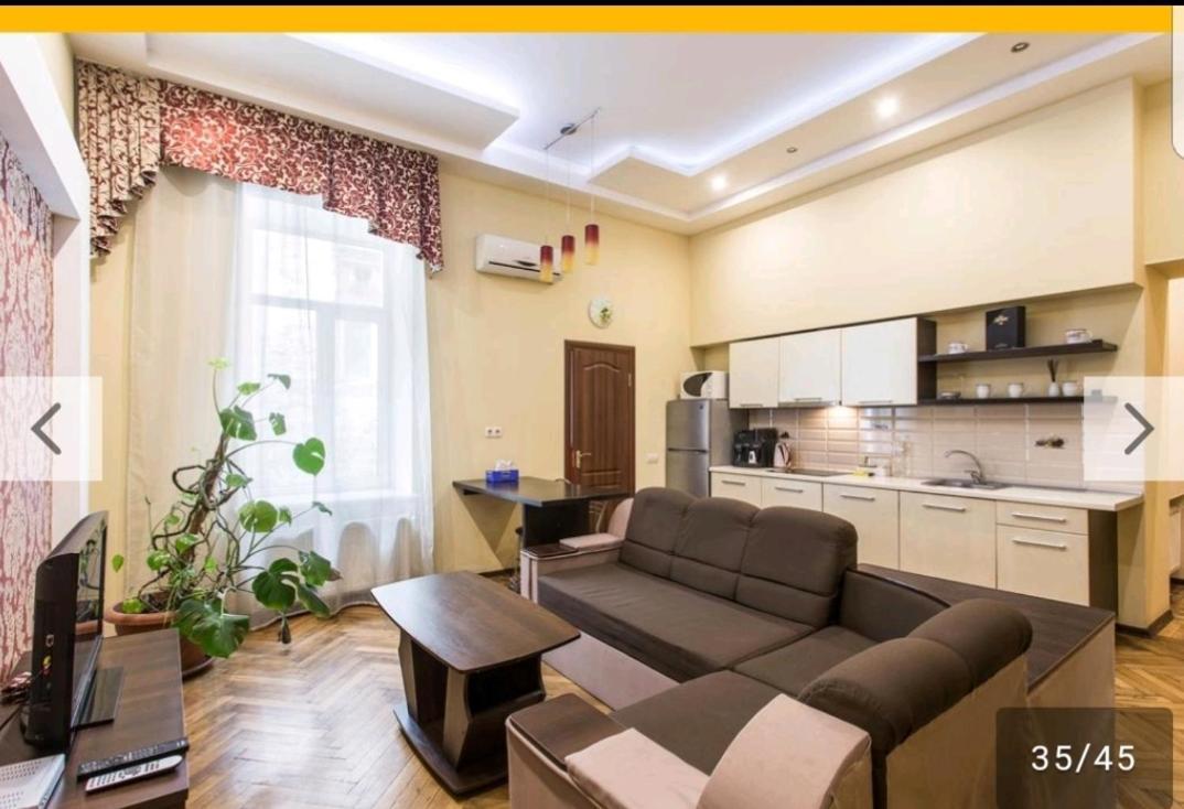 Apartmens Near Opera House Appartement Odessa Buitenkant foto