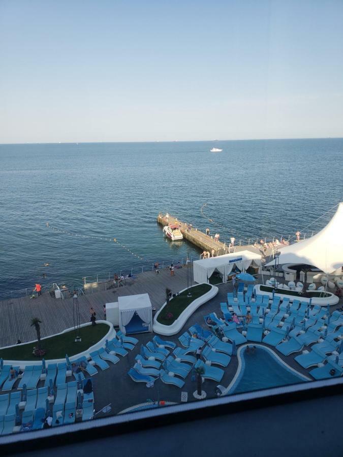 Apartmens Near Opera House Appartement Odessa Buitenkant foto